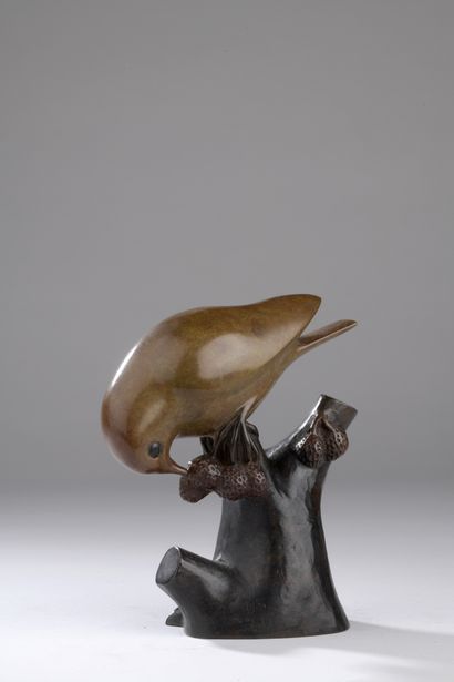 null François Galoyer (1944) 

Alder tarin

Bronze with brown patina 

Lost wax proof

Signed...