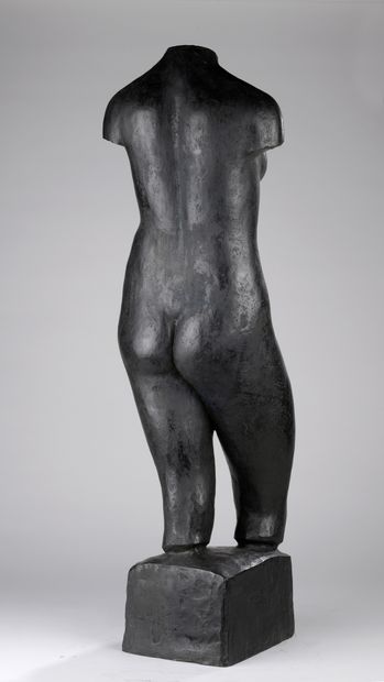 null Louis Dejean (1872-1953) 

Torso of a woman

Bronze with black patina

Signed...