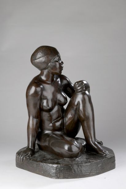 null Charles Bigonet (1877-1931) 

Zohra, femme arabe accroupie

circa 1924-1931

Bronze...