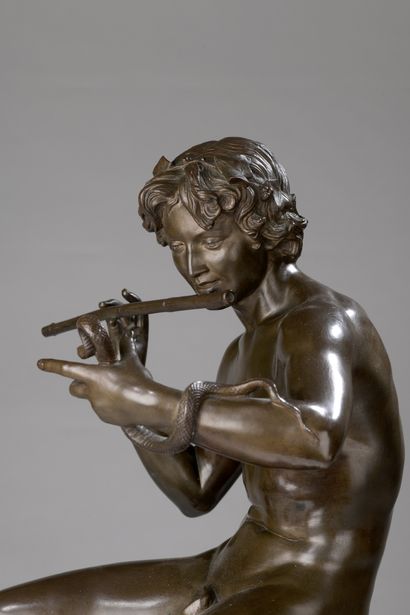 null Martial Adolphe Thabard (1831-1905) 

Charmeur de serpent

Bronze à patine brun...