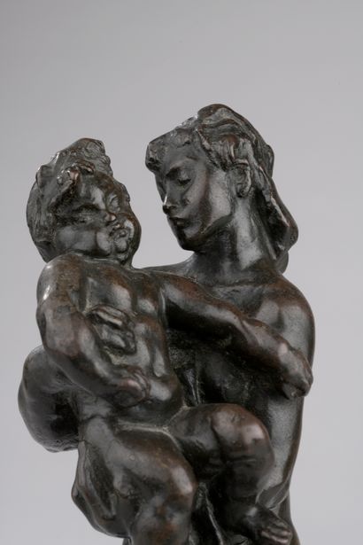 null Léon-Ernest Drivier (1878-1951) 

Young mother

Model created around 1903 Bronze...