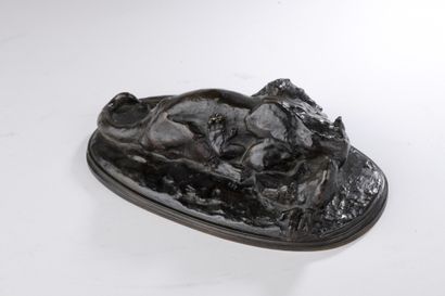 null Emmanuel Frémiet (1824-1910) 

Jaguar dévorant un gorille

Bronze à patine brune...