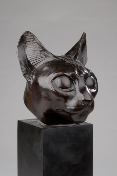 null Charles Artus (1897-1978) 

Tête de chat égyptien

Edition vers 1930-1950 Bronze...
