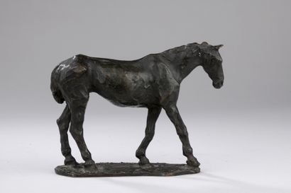 null Herbert Haseltine (1877-1962) 

Cheval

Bronze à patine brune nuancée de vert

Signé...