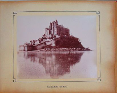 null Souvenir du Mont Saint Michel. Album photo format in-folio oblong, cartonnage...