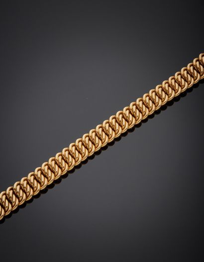null 18K yellow gold bracelet 750‰, American mesh, ratchet clasp with two eight safety....