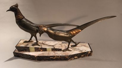 null Michel DECOUX (1837-1924)
Couple of pheasants
Bronze with two patinas.
Marble...
