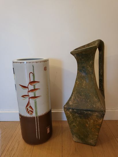 null Fabienne JOUVIN (1962)
Porcelain umbrella stand with Chinese style decoration.
H....