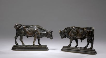 null French school of the 19th century
Cow and ox 
Two bronzes with light brown patina....