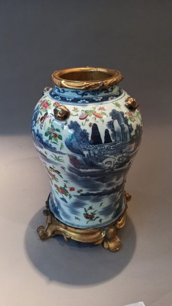 null Porcelain vase decorated in cobalt blue underglaze overdecorated with gold on...