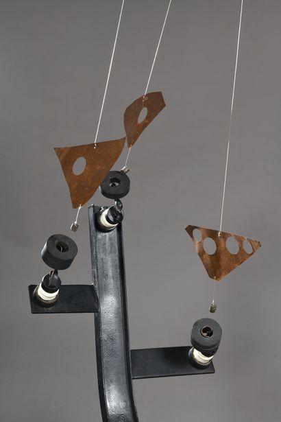 null Vassilakis TAKIS (1925-2019) 
Magnetic sculpture, 1988
Painted iron, porcelain...