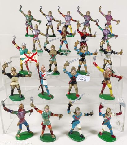 null NININ – 1947 : Ensemble de figurines dont JEANNE d’ARC – Chevalier avec épée...