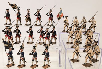 null CBG 18th century : White and blue French Guard and TOURAINE Regiment on parade...