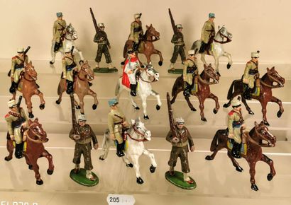 null QUIRALU : Légion étrangère avec 11 Légionnaires à cheval et 4 à pieds.