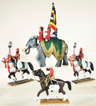 null KING and COUNTRY – BRITAINS : Eléphant harnaché avec cornac et Porte Bannière...