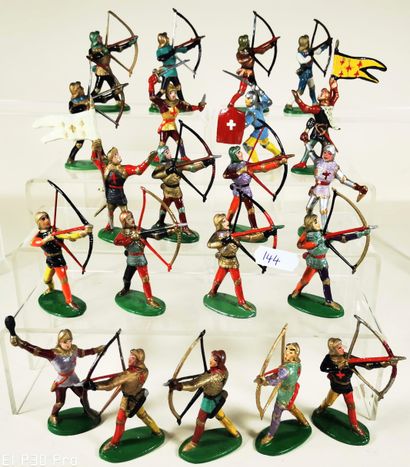 null NININ - Moyen Age : Figurines diverses dont JEANNE d’ARC – Archers – Chevalier...