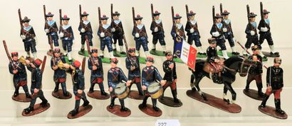null QUIRALU : Marins au défilé (14 p.).
Infanterie 1914 au défilé, avec Officier...