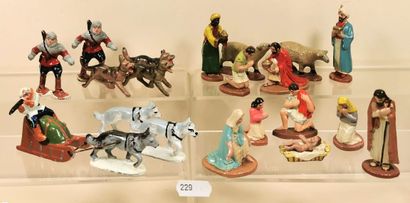 null QUIRALU : Crib with Jesus - Mary - Joseph - 3 Magi - 4 characters and animals...