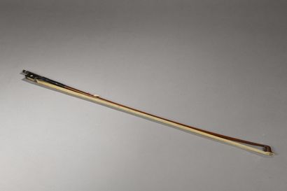 null Violin bow of the BAZIN school in all its main parts, unsigned, silver mounted,...