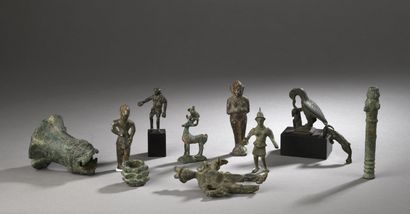 null LOT OF STATUETTES in bronze representing deities (Mercury etc...) animals (eagle,...