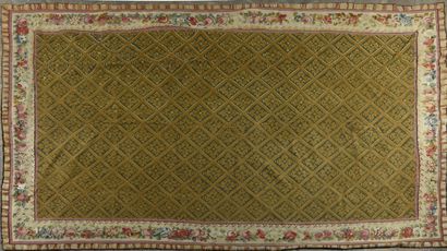 null IMPORTANT, FINE AND OLD AUBUSSON RUG, circa 1820
Silk and wool, some natural...