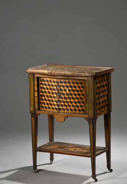 null SALON TABLE with inlaid decoration of cubes without bottom. It opens with a...