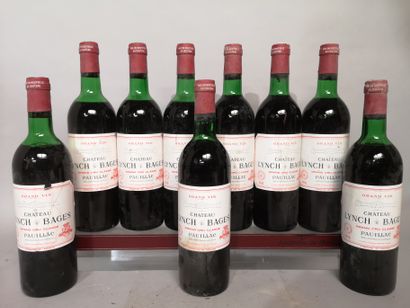 null 9 bouteilles Château LYNCH BAGES 1976 - 5e Gcc Pauillac 
Étiquettes légèrement...