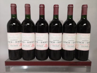 null 6 bouteilles Château LYNCH BAGES 1989 - 5e Gcc Pauillac 
Étiquettes légèrement...