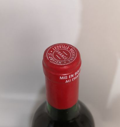 null 1 bouteille Château LEOVILLE POYFERRE 1982 - 2e Gcc Saint Julien 
Etiquette...