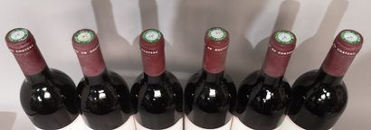 null 6 bouteilles Château LYNCH BAGES 1989 - 5e Gcc Pauillac 
Étiquettes légèrement...