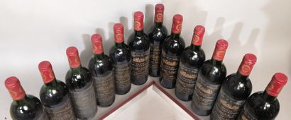 null 12 bouteilles Château CHEVALIER BAYARD - Montagne Saint Emilion 5 de 1986 et...