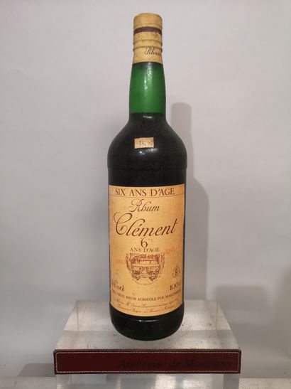 null 1 flacon1L TRES VIEUX RHUM AGRICOLE CLEMENT Martinique "6 ans d'âge" 
Etiquette...