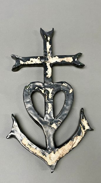 null Odette DIJEUX (1920 - 2020)
Cross of the Guardians, circa 1950
Black glazed...