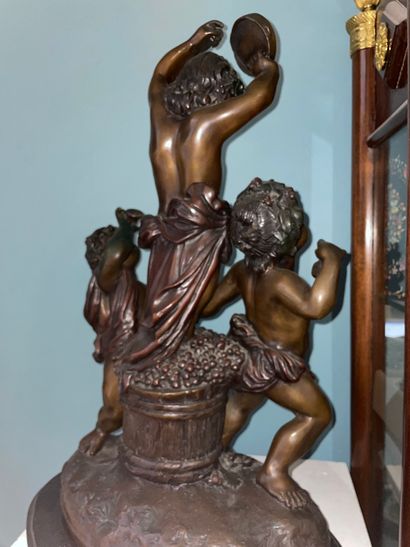 null L. LINES ? (XXth century)
Group of playing putti
Bronze with brown patina shaded...