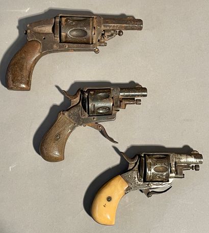 Two Bulldog revolvers with central percussions...