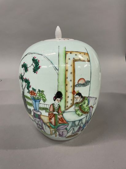 null Lot including:
- Chinese porcelain covered vase, decorated with women in a palace,...