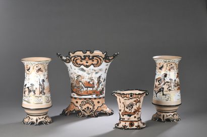null BAYEUX
LOT INCLUDING FOUR porcelain VESSELS, one pair, decorated in ochre black...