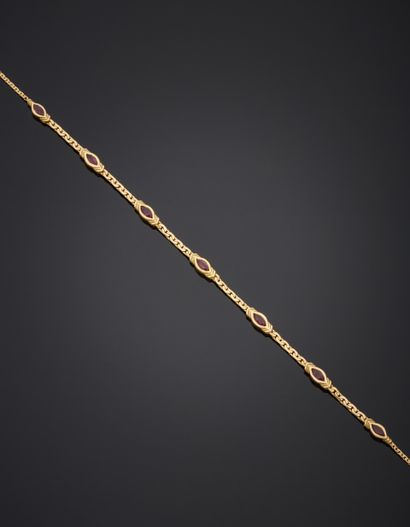 null Necklace in 18K yellow gold 750‰, bean stitch, adorned with red navette-shaped...