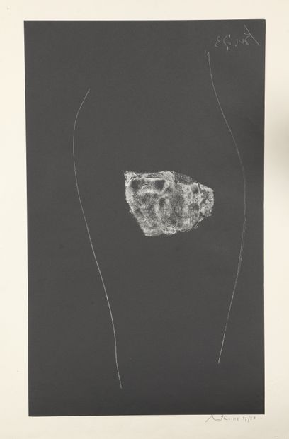 null Robert MOTHERWELL (1915-1991)
Soot - Black Stone, plates 2,3,5 of the series...
