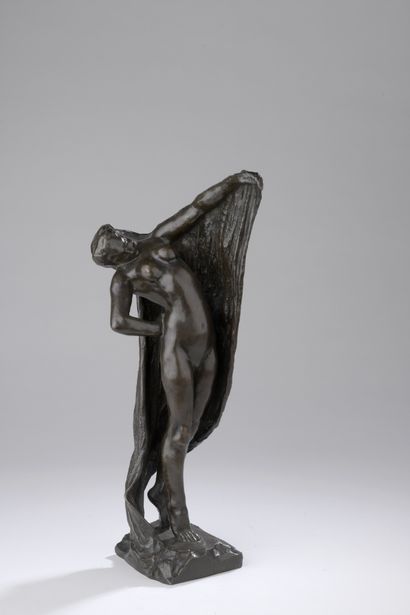  Joseph-Antoine Bernard (1866-1931) 
Danseuse voilée
Modèle créé vers 1905 Bronze... Gazette Drouot
