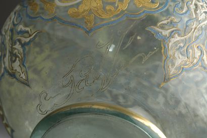 null Émile GALLÉ (1846-1904) 
IMPORTANT VASE en forme de coloquinte en verre blanc...