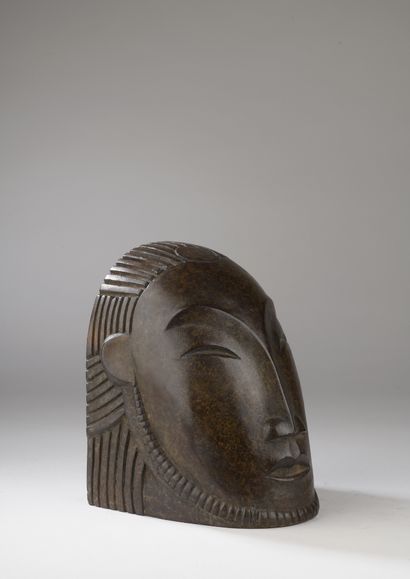 Serge Aramoff (1881-1961) 
Visage stylisé
Bronze...