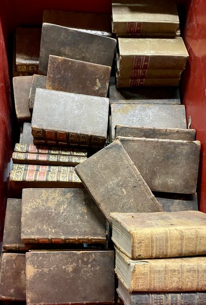 null Lot of antique 17th, 18th and 19th century bound books on the theme of Religion.
Provenance:...