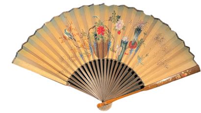 null Shadows, Japan, 19th century
Folded fan, the double sheet of paper painted with...