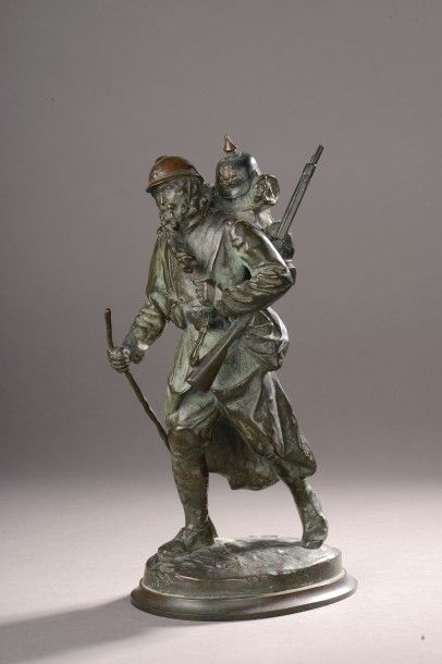 Paul Jean Marie DUCUING (1867 – 1949) Le poilu

Épreuve en bronze à patine vert sombre,...