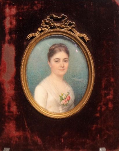 null C. MONT (XIXè)

Portrait de femme

Miniature signée et datée 1886

8 x 6,4 ...