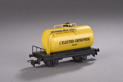 null VB réf. 38 : TRAIN BETONNEUR « ELECTRO ENTREPRISE » wagon semi maquette 220...