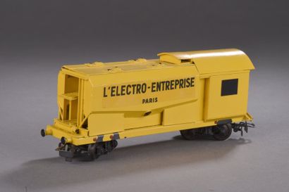 null VB réf. 57 : TRAIN BETONNEUR « ELECTRO ENTREPRISE » wagon maquette bétonnière...
