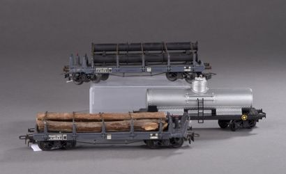 null VB : 3 wagons semi maquette : wagon transport de tubes à 2 boggies

Wagon citerne...