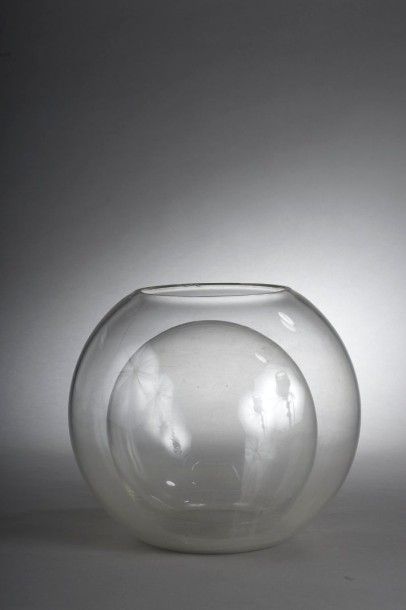 null TRAVAIL FRANÇAIS 1930

Photophore aquarium sphérique en verre blanc transparent.

Haut....
